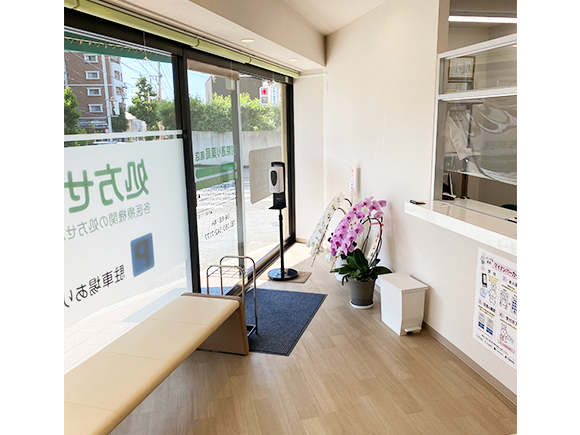 別院通り薬局南店内観